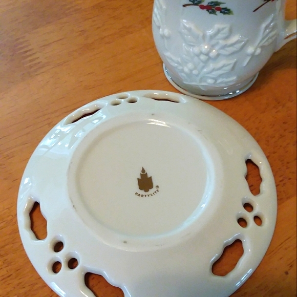 PartyliteTeapot/Cup/Saucer Candle Holder - Picture 16 of 16